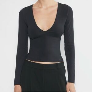 Aritzia Black Deep V-Neck Crop Top